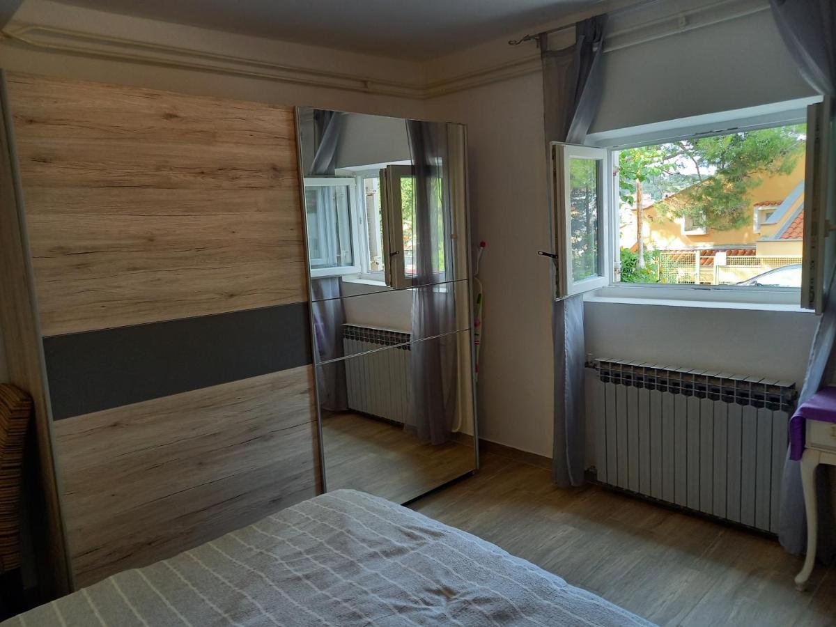 Apartment Senka Mali Lošinj Exterior foto